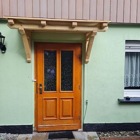 Apartamento Haus Am Waldesrand Tanne Exterior foto
